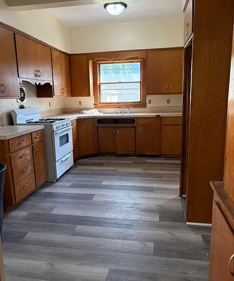 419 Bayard St — Photo 10