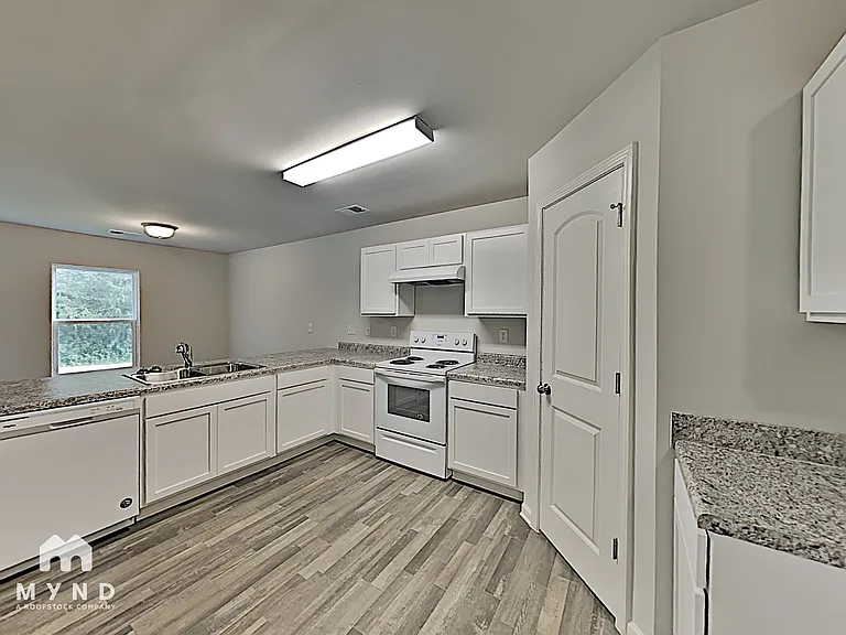 785 Dove Tree Ln — Photo 5
