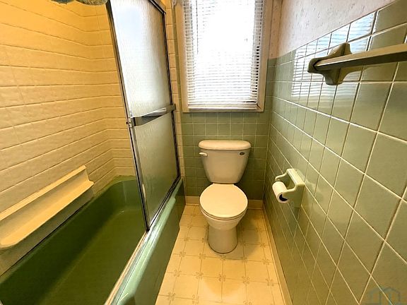 4th image of 408 Hampden Ct