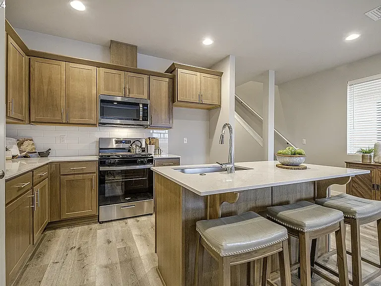 3634 Ash St — Photo 9