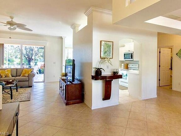 5th image of 9226 Palm Island Cir