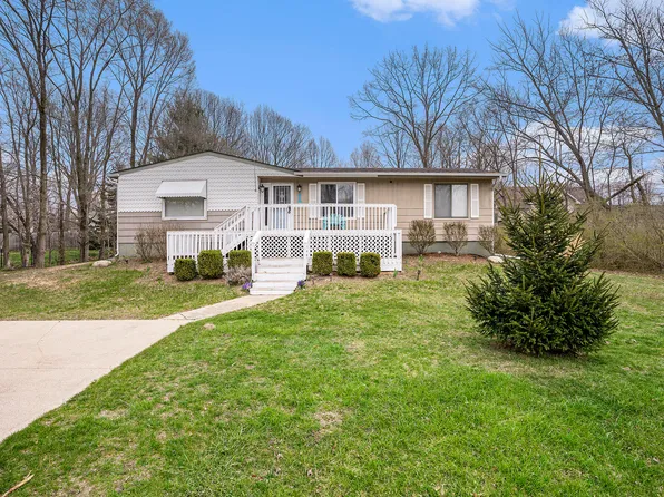 75 Pershing St, South Haven, MI 49090