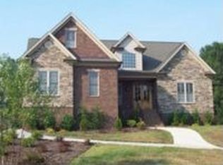 875 Riverbend Dr, Advance, NC 27006