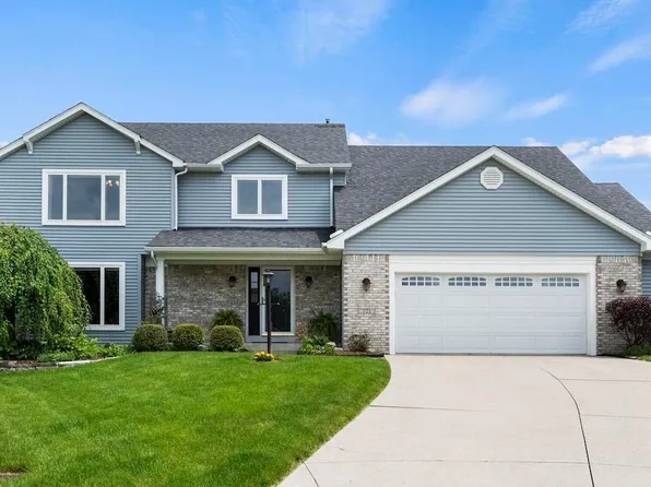 321 Glen Cove Pl, Fort Wayne, IN 46804