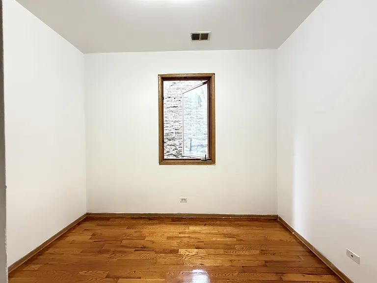 3100 W Polk St #4 — Photo 10