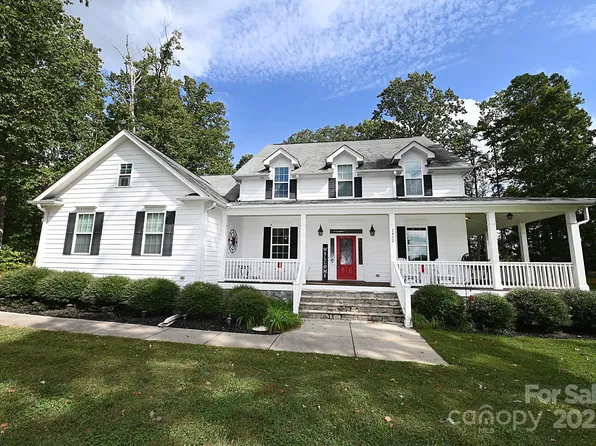1452 Kinks Ln, Maiden, NC 28650