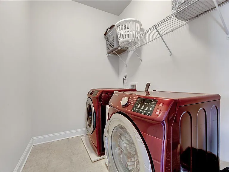 1008 Drayman Pl — Photo 10