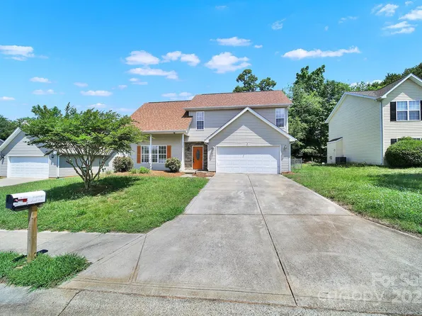 2706 Stagbuck Dr, Gastonia, NC 28052