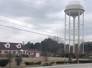 1709 McArthur Rd, Fayetteville, NC 28311