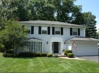 5712 Lawn Dr, Western Springs, IL