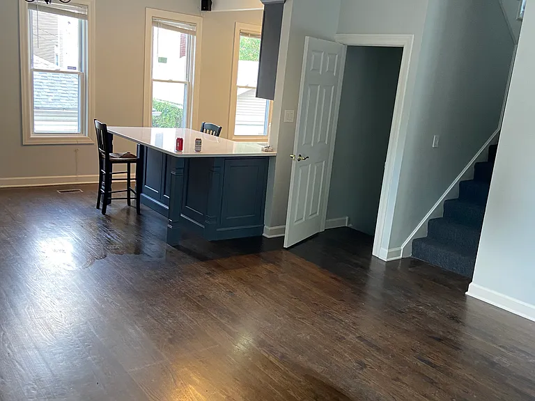 3833 N Wayne Ave — Photo 4