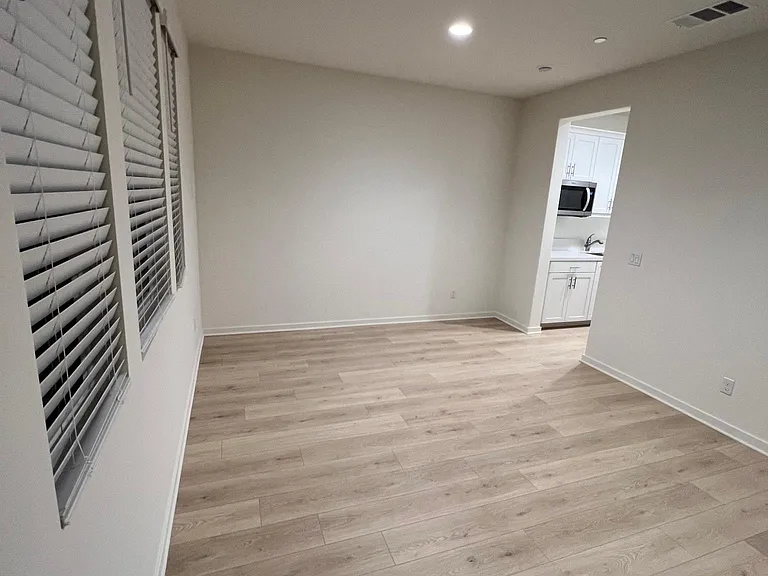 28319 Harvest Gold Ct #STUDIO STYLE — Photo 7
