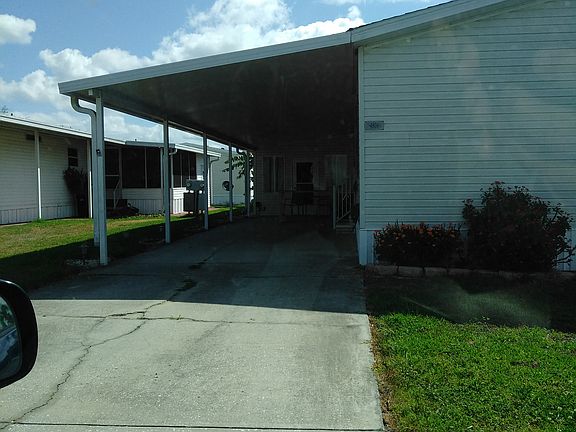 3rd image of 4806 Breezer Dr