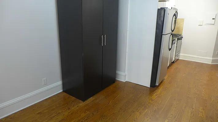 Rented by Garfield Realty  | media 36