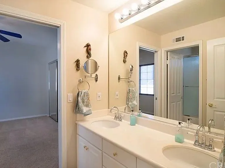 5526 San Carlos Ct — Photo 24