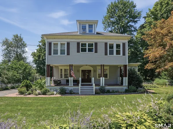 29 Woodland Avenue, Bloomfield, CT 06002