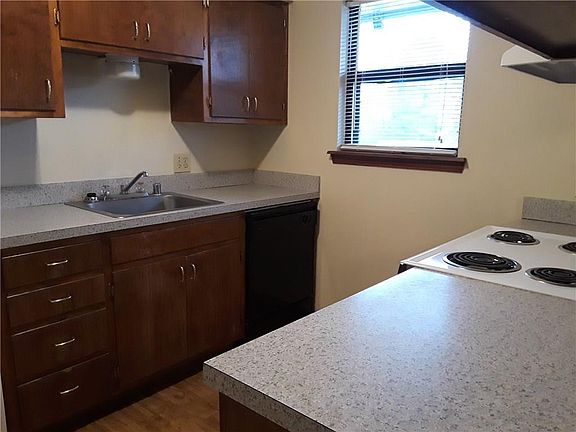2nd image of 1650 N Sang Ave APT 204