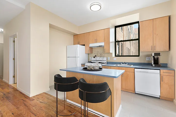 Historic SoHo Lofts — Photo 40
