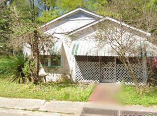1928 Thomas H Delpit Dr, Baton Rouge, LA 70802