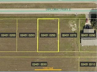 402 Diplomat Pkwy E, Cape Coral, FL 33909