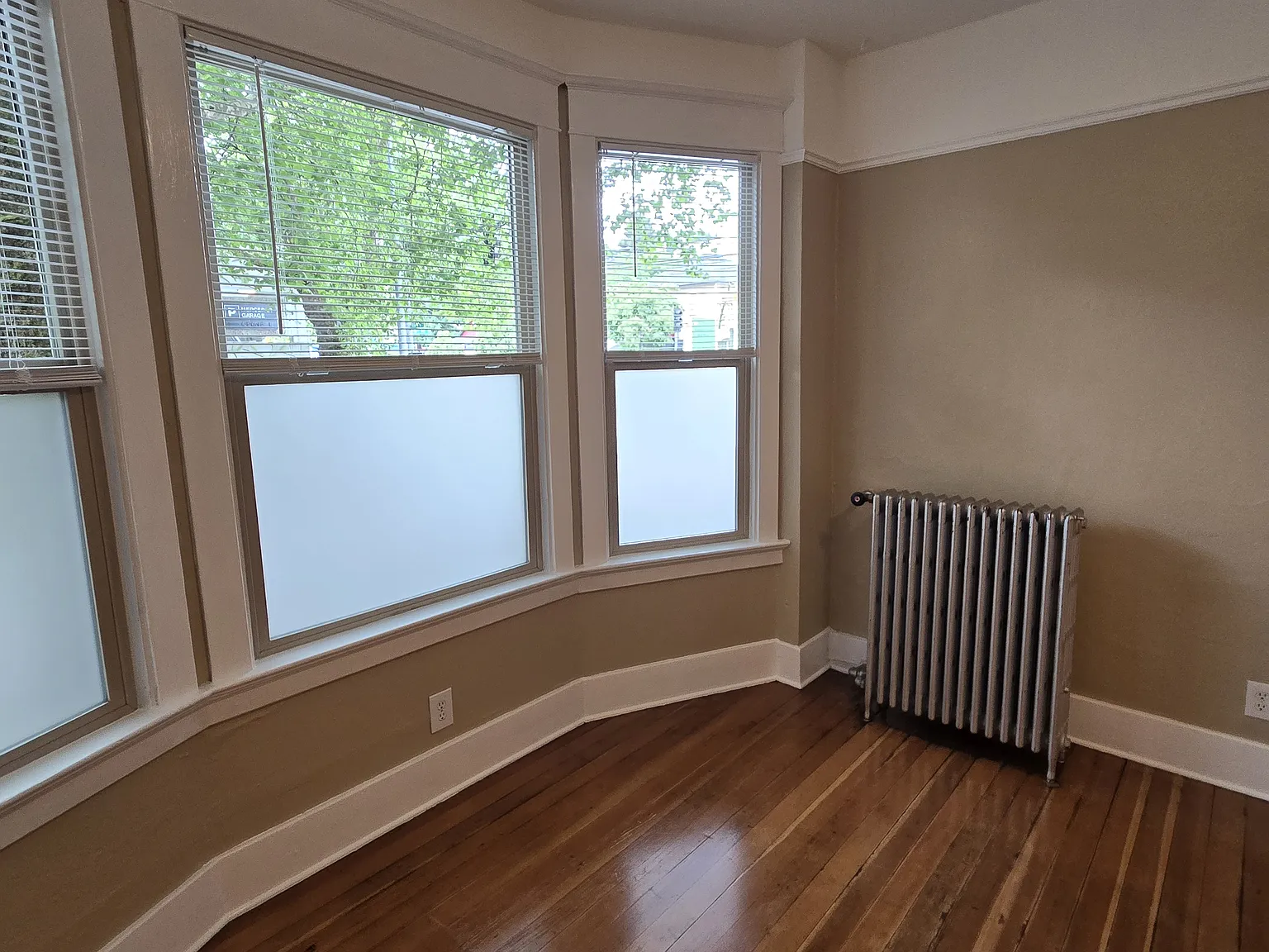 The Delmont — Photo 3