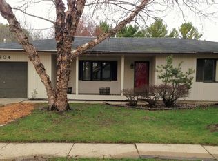 2804 Southwood Dr, Champaign, IL