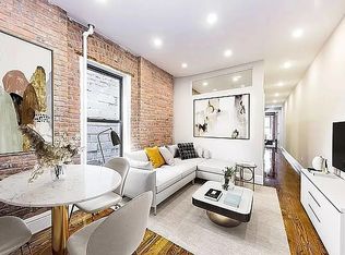 266 W 25th St #4F, New York, NY 10001