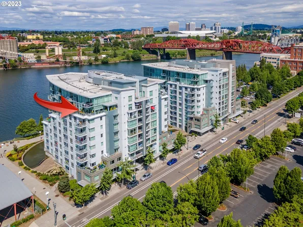 1310 NW Naito Pkwy Unit 907A, Portland, OR 97209