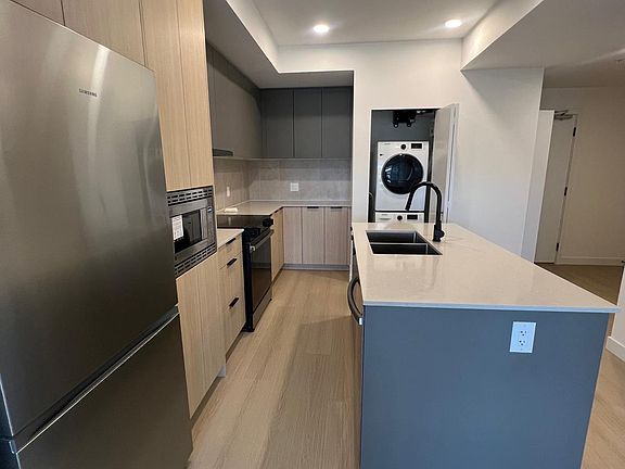4th image of 13439 94a Ave #314