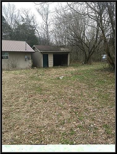 2nd image of 1656 Raines Rd