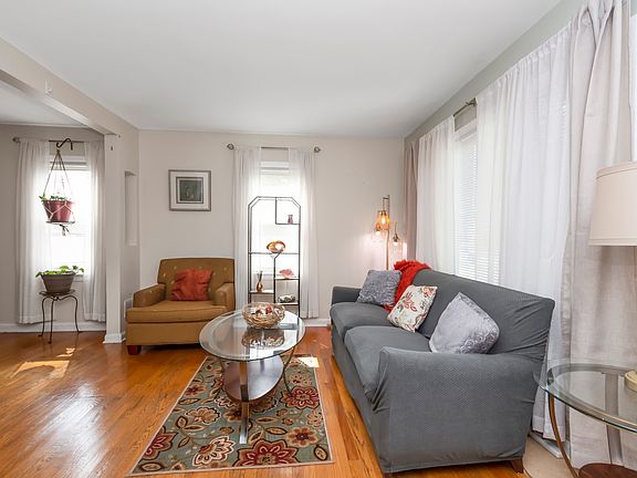 5th image of 2251 S 21st Ave