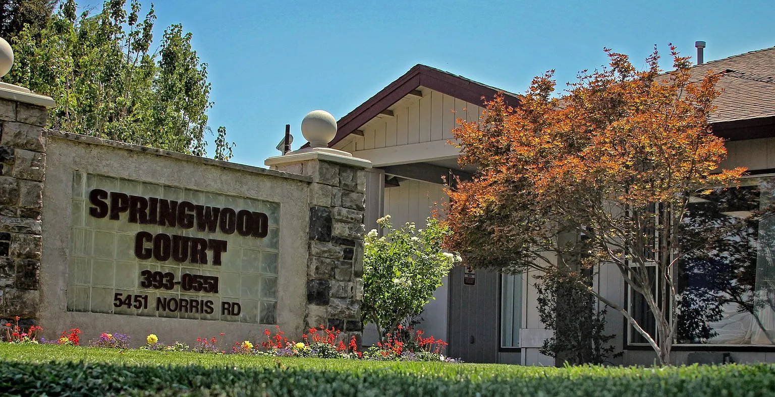 Springwood Court Apts — Photo 1