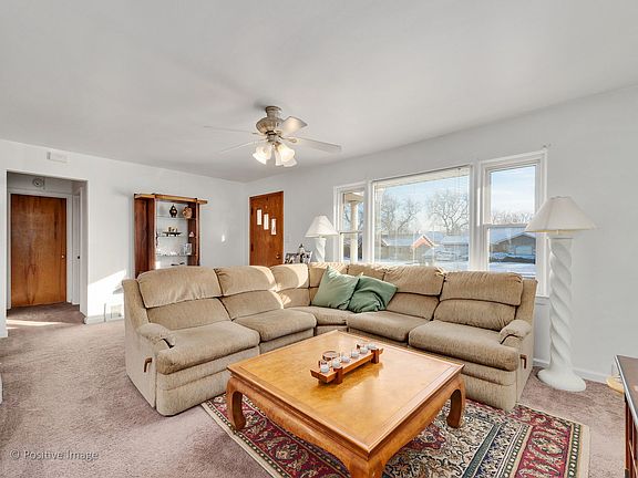 3rd image of 60 W Granville Ave