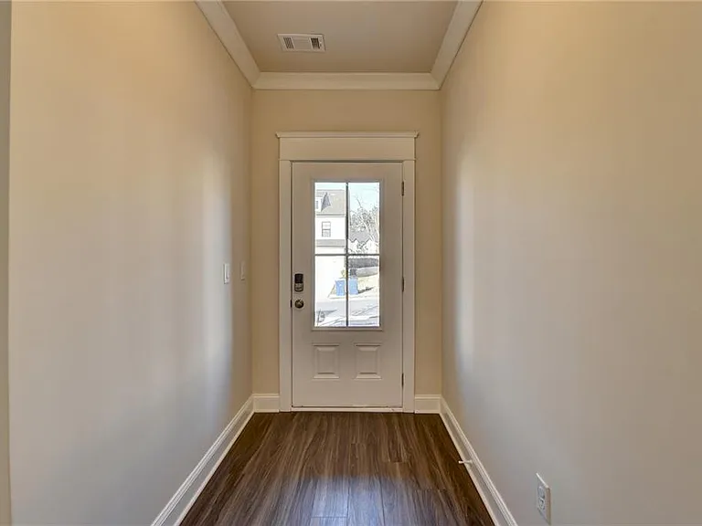 1622 Dover Creek Ln — Photo 4