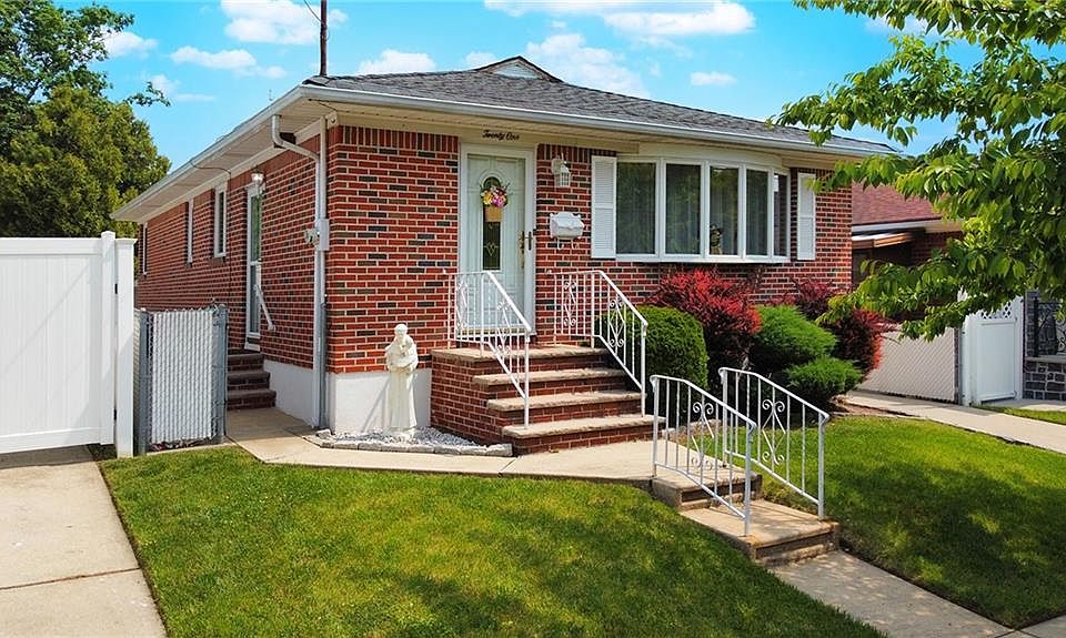 1st image of 21 Clarence Pl