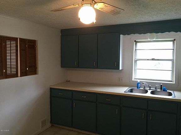 5th image of 2206 Illinois Ave