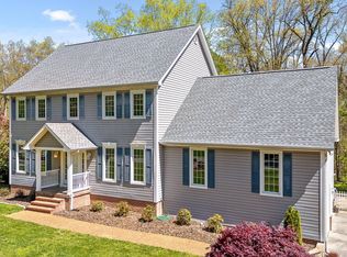 323 Bluff View Ave, Signal Mountain, TN 37377