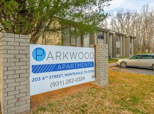203 4th St #B7, Monteagle, TN 37356