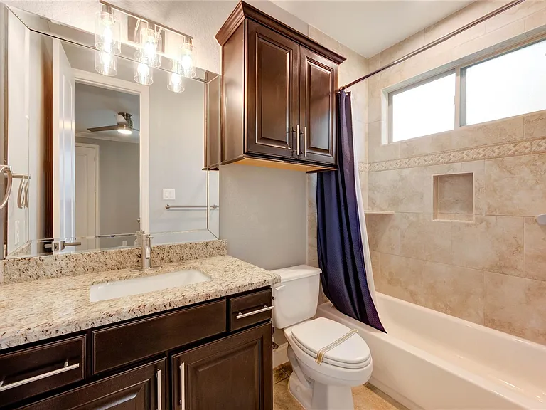 5711 Allen St — Photo 10