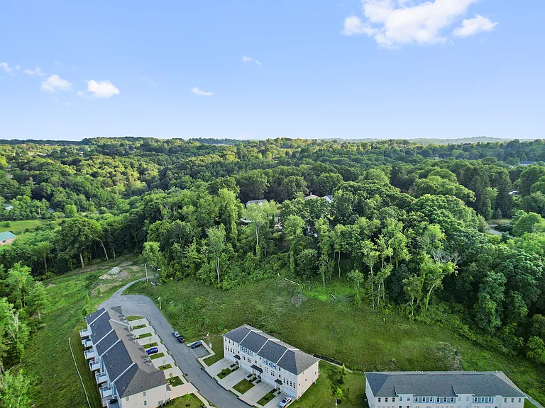 414 Walnut Ct — Photo 26