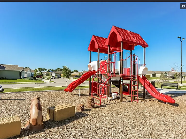 6310 Sandpiper Ln — Photo 11