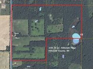 1511 S Sand Lake Rd, Hillsdale, MI 49242
