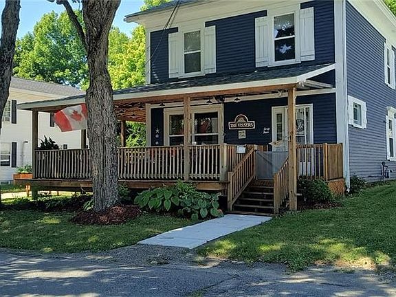 2nd image of 44 Porter St