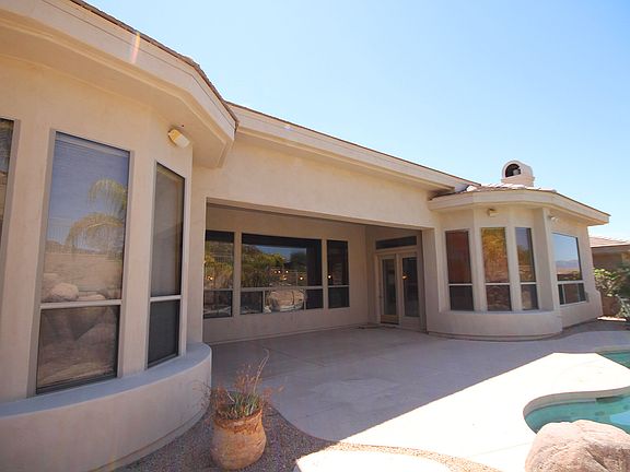 2nd image of 416 E Desert Wind Dr