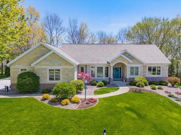1813 Pineview Dr, Verona, WI 53593
