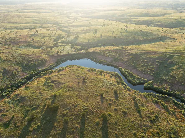 N1762 Road, Vinson, OK 73571