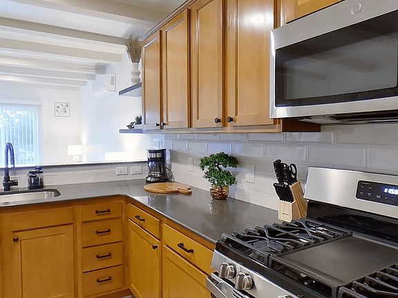 5th image of 11930 Menaul Blvd NE #16796310