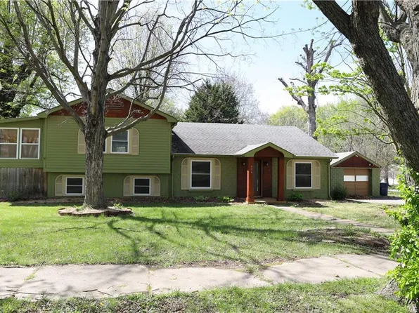 804 S Smelter St, Pittsburg, KS 66762