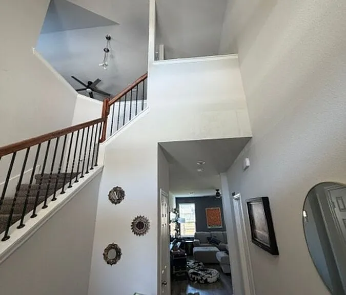 1729 Friesian Loop — Photo 9