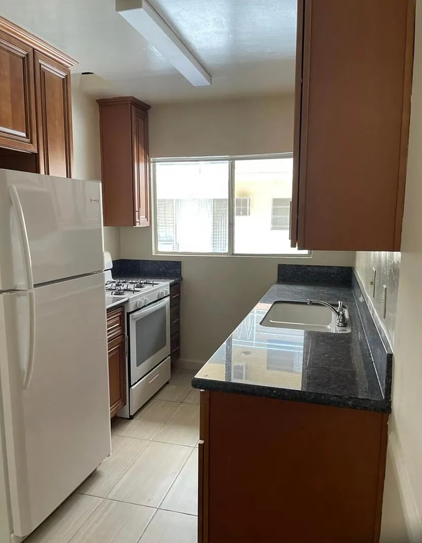 Sierra Vista 5460 — Photo 3